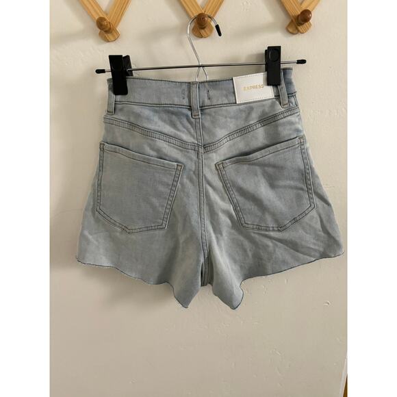 Express Shorts Women's 00 Curvy Mom Super High Rise Light Blue Raw Hem Denim - Picture 4 of 7